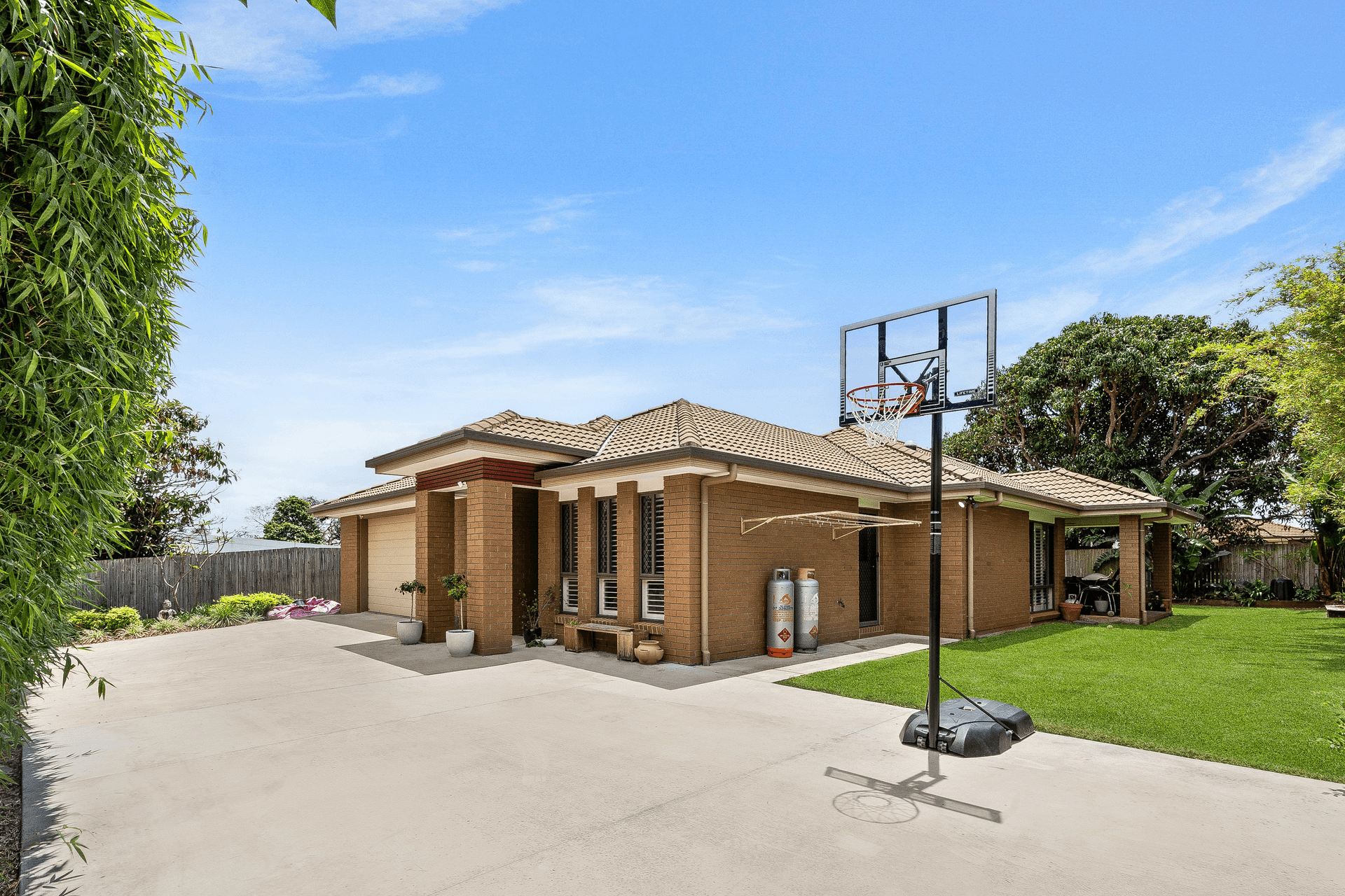 35 Haig Street, Wynnum West, QLD 4178