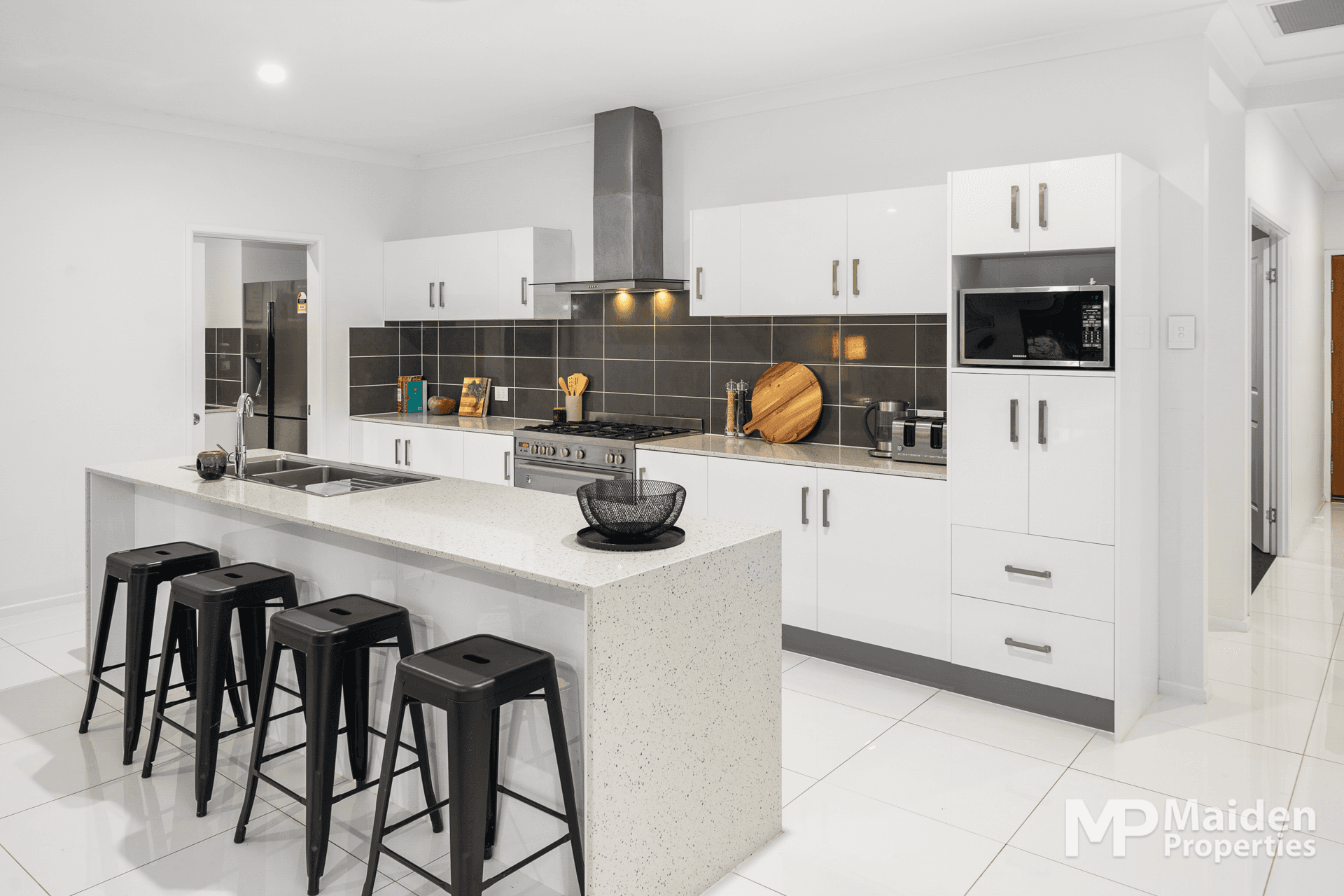 9-13 Early Place, JIMBOOMBA, QLD 4280