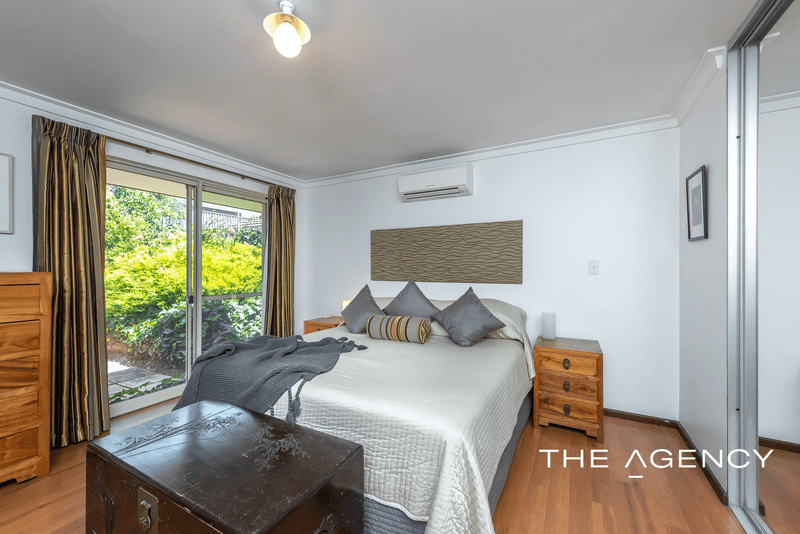 7 Seacrest Drive, Sorrento, WA 6020