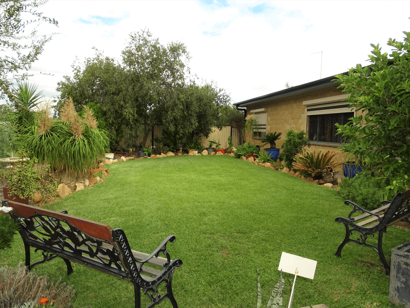 37A Railway Street, South, NARRABRI, NSW 2390