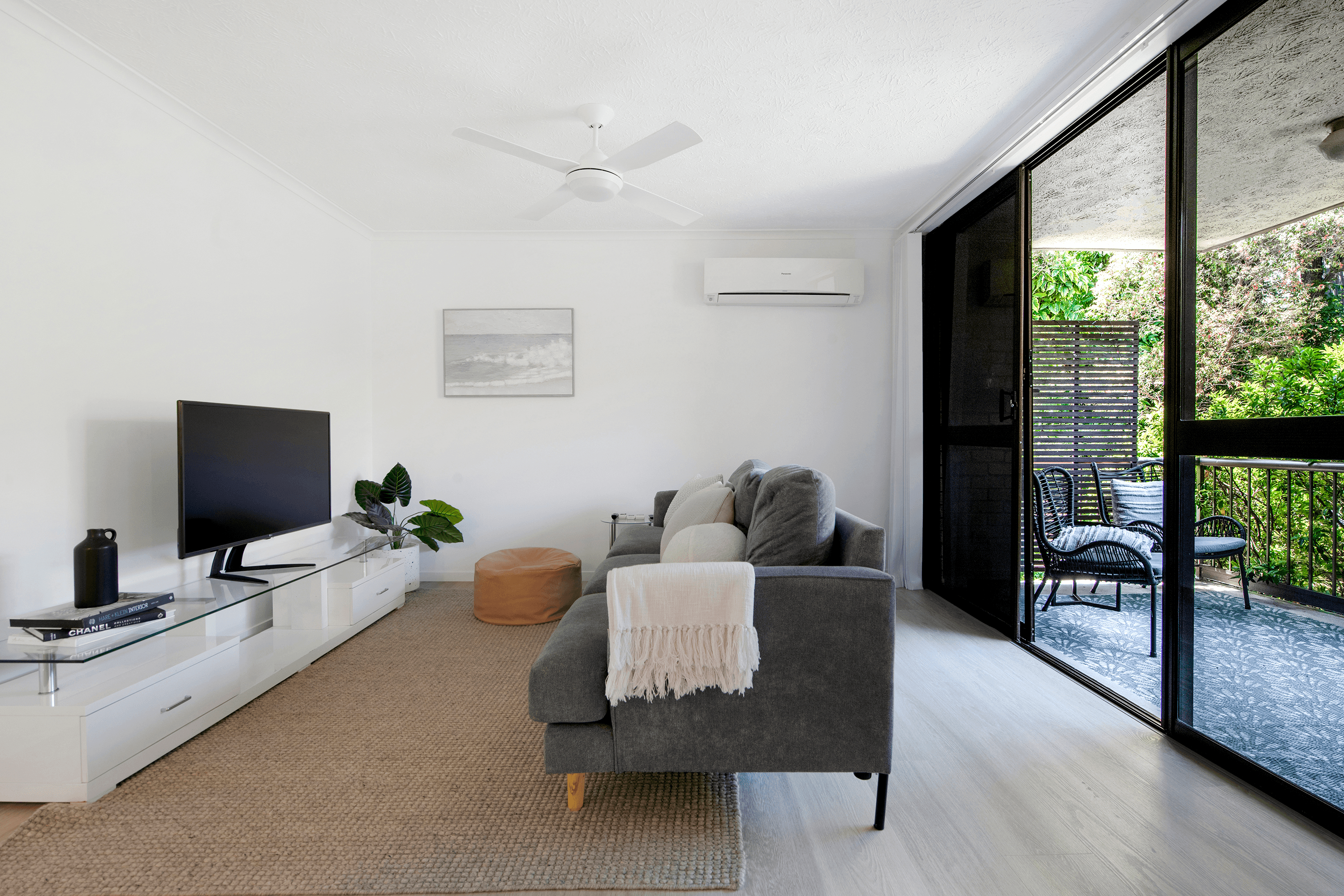 9/33 Whiting Street, LABRADOR, QLD 4215