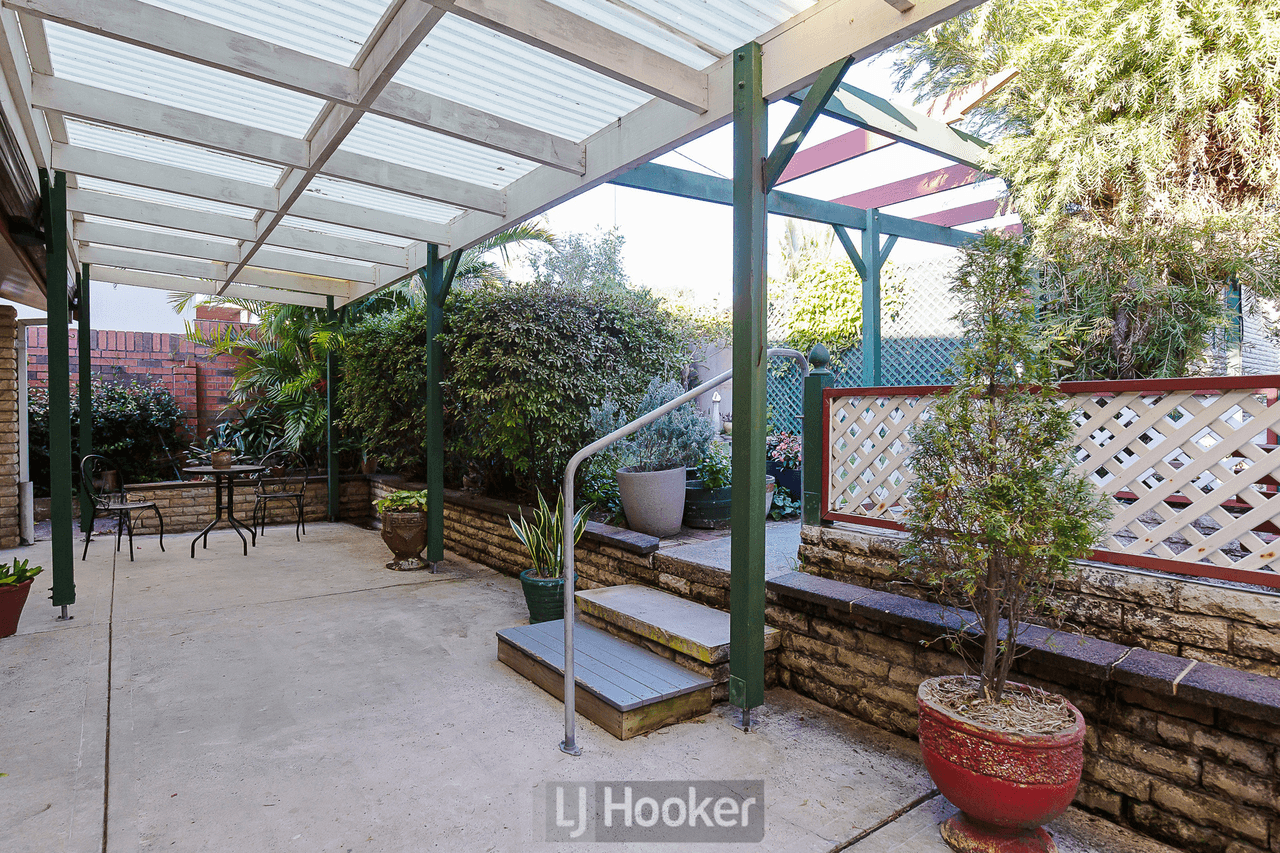 61 Dilkera Avenue, VALENTINE, NSW 2280