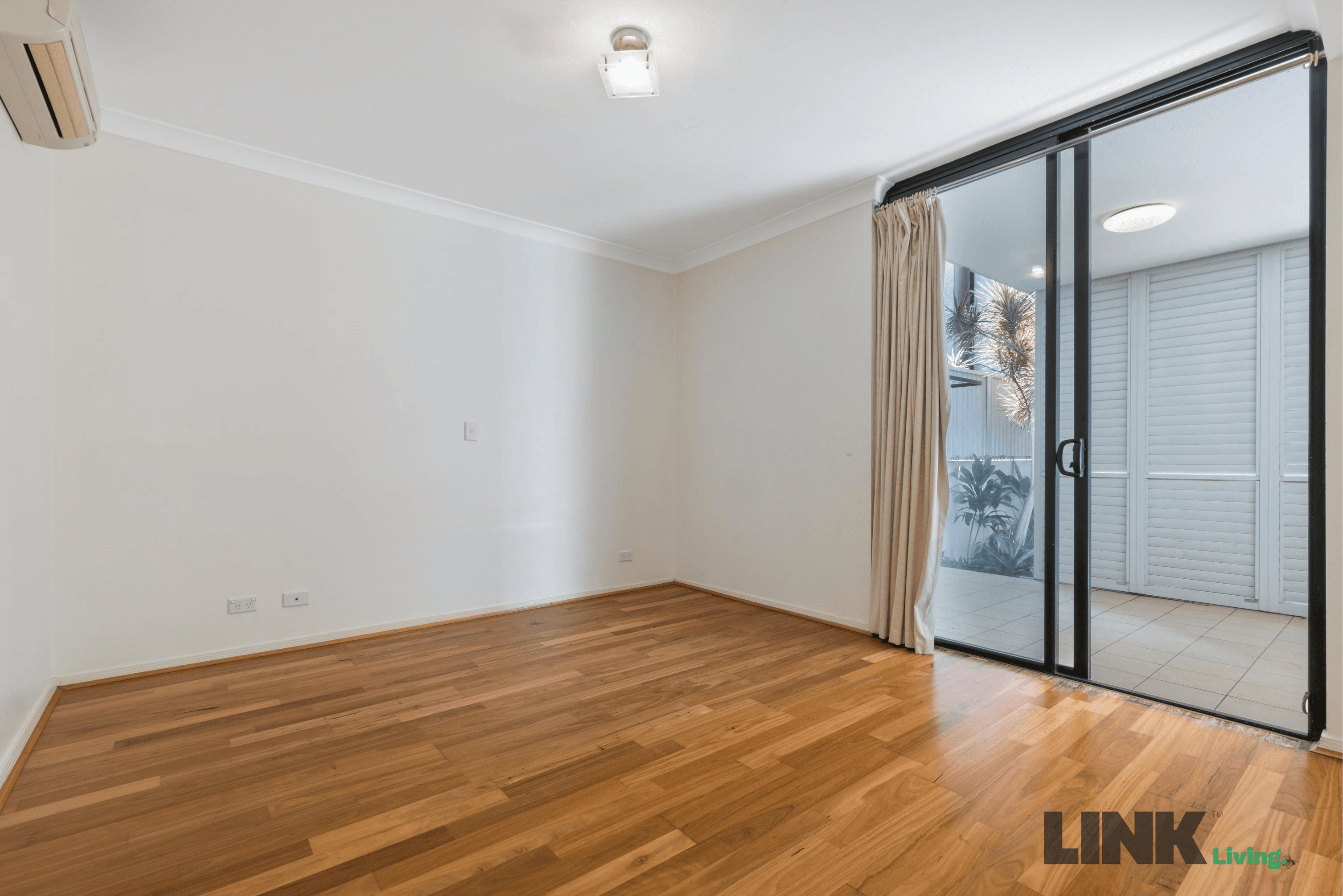 4/6 Edmondstone Street, SOUTH BRISBANE, QLD 4101