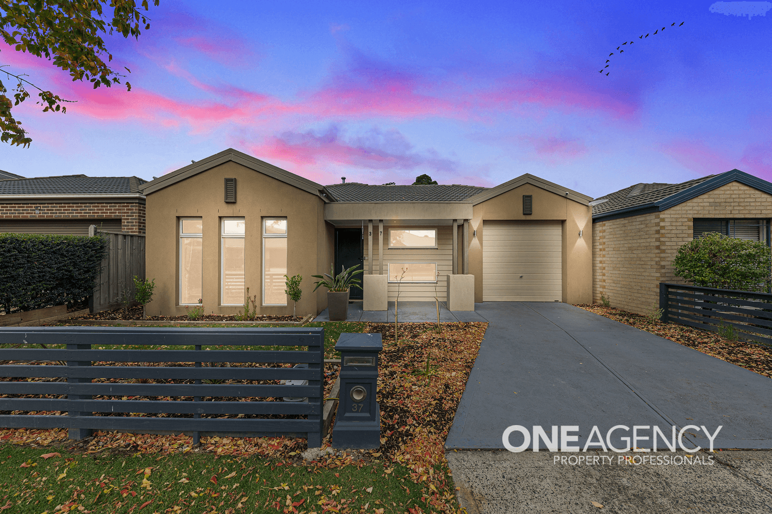 37 Tyrone Avenue, PAKENHAM, VIC 3810