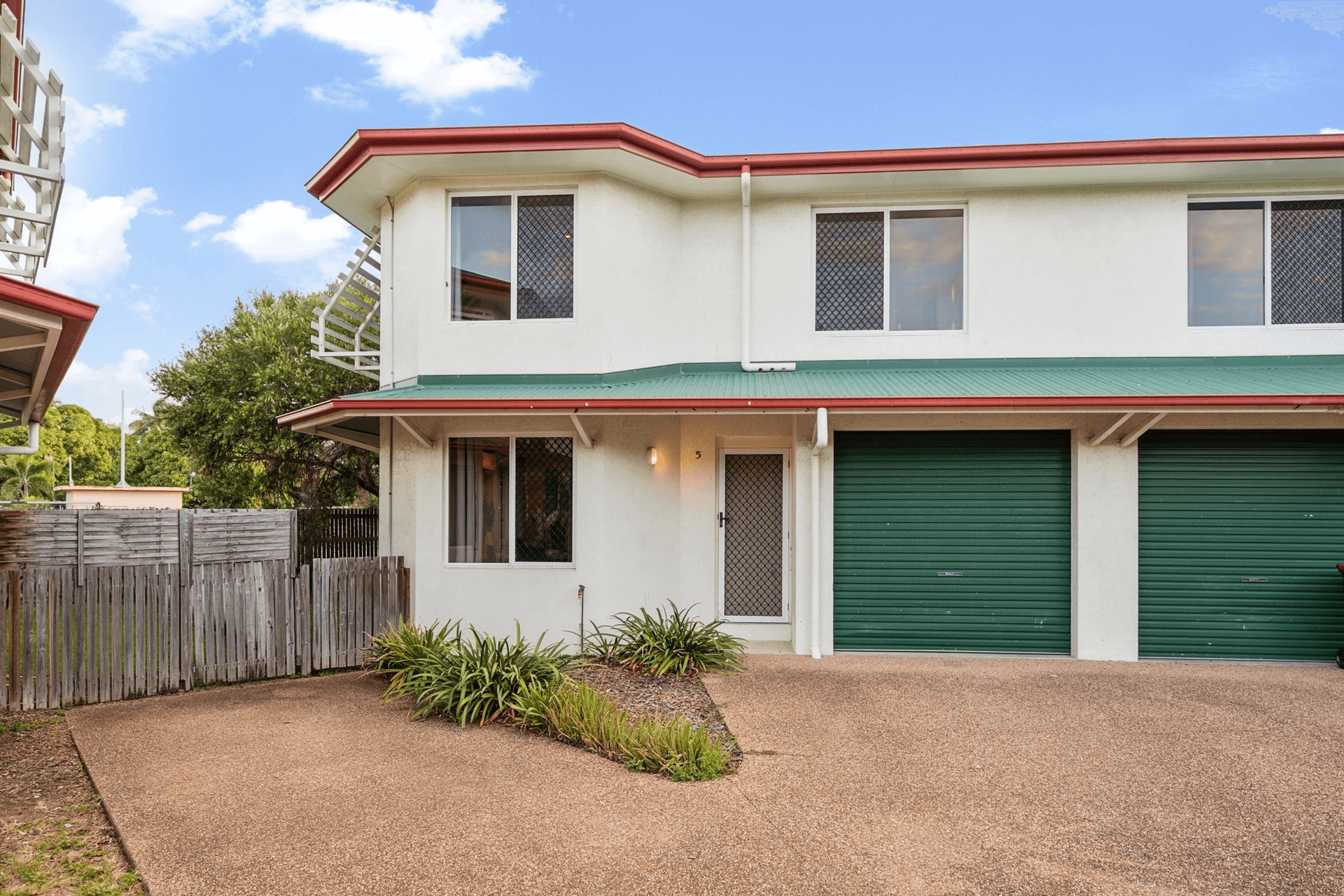 Unit 5/26 Derby St, Pimlico, QLD 4812