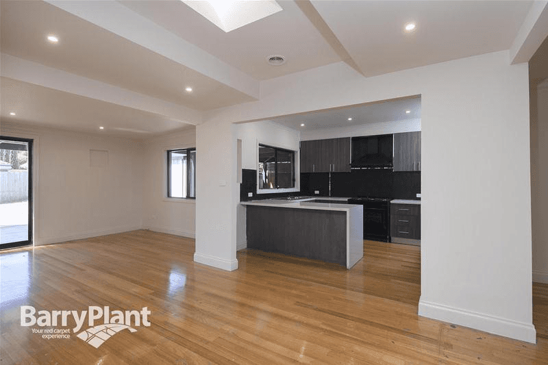 9 Wallace Avenue, Dandenong, VIC 3175