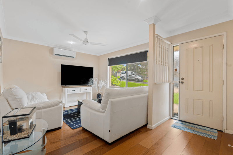 33 Sandalwood Terrace, NERANG, QLD 4211