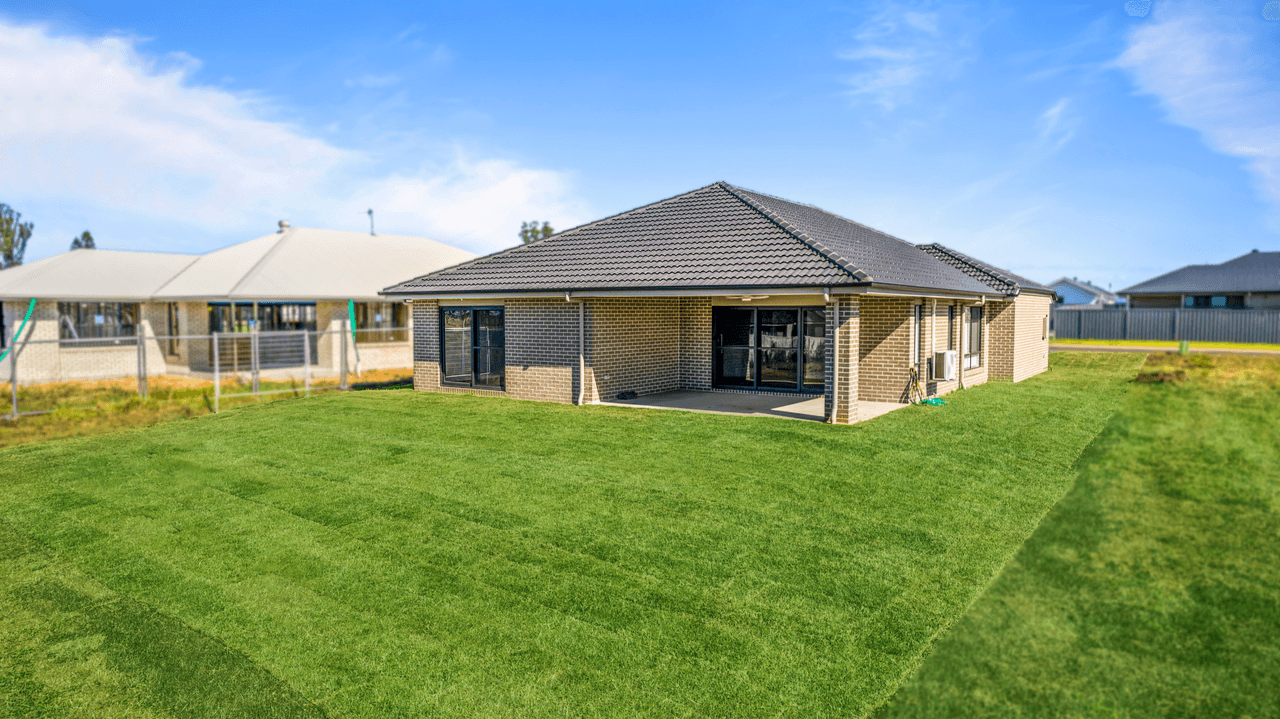 15 Gibraltar Crescent, KOOLKHAN, NSW 2460