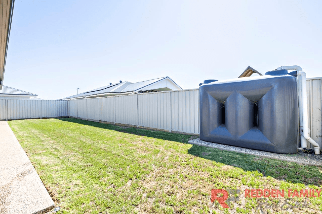 13 Macintyre Circuit, DUBBO, NSW 2830