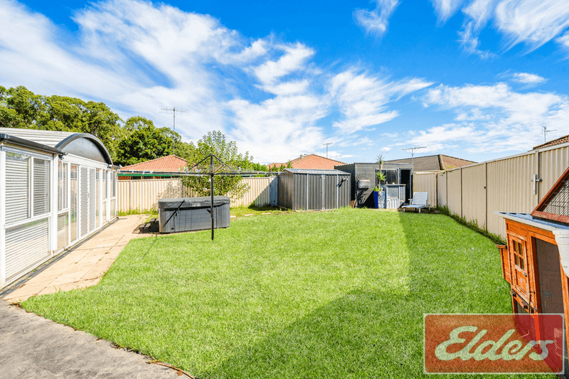 24 Woodi Close, GLENMORE PARK, NSW 2745