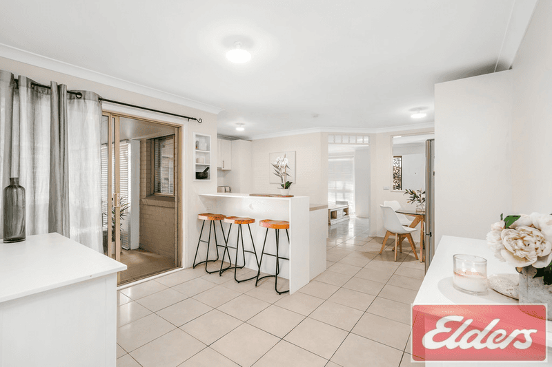 24 Woodi Close, GLENMORE PARK, NSW 2745