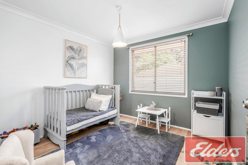 24 Woodi Close, GLENMORE PARK, NSW 2745