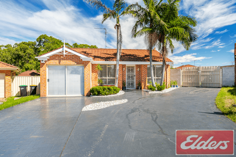 24 Woodi Close, GLENMORE PARK, NSW 2745