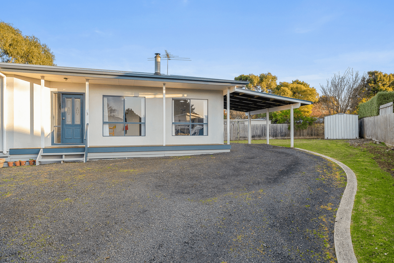 3 Grevilia Close, COWES, VIC 3922