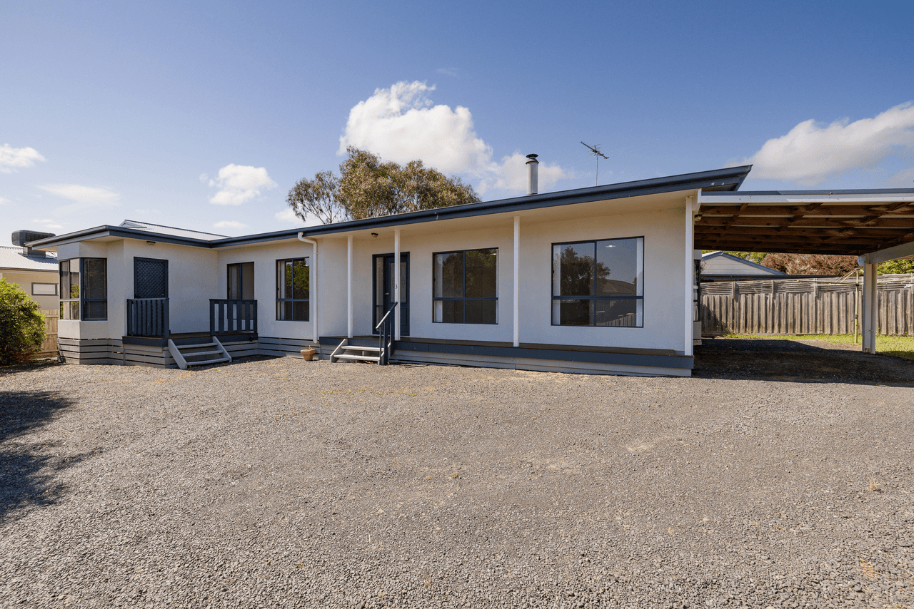 3 Grevilia Close, COWES, VIC 3922