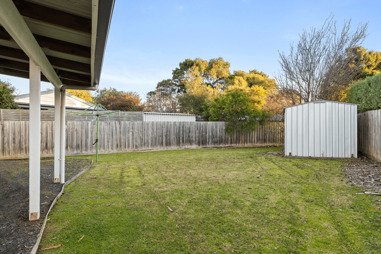 3 Grevilia Close, COWES, VIC 3922