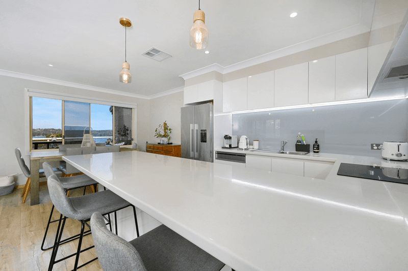 2/51 Laycock St, KILABEN BAY, NSW 2283