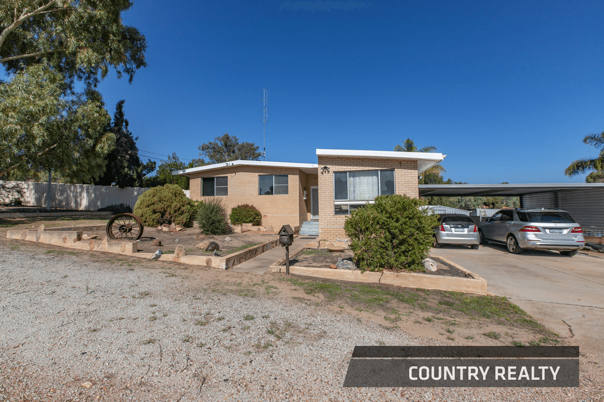 2 Brockman Street, Northam, WA 6401