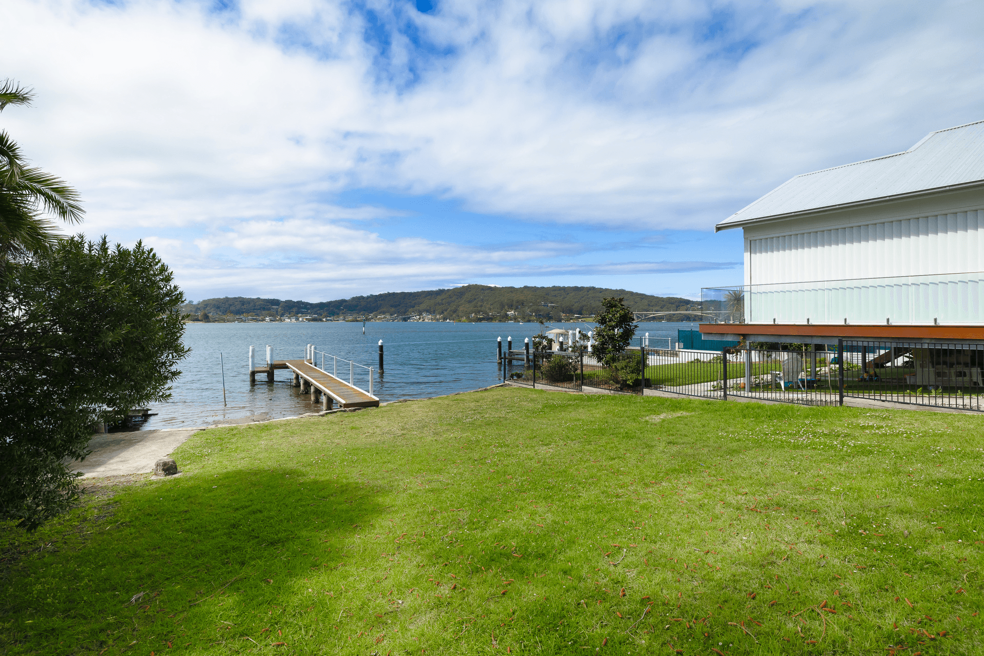 17 Cedar Crescent, Blackwall, NSW 2256