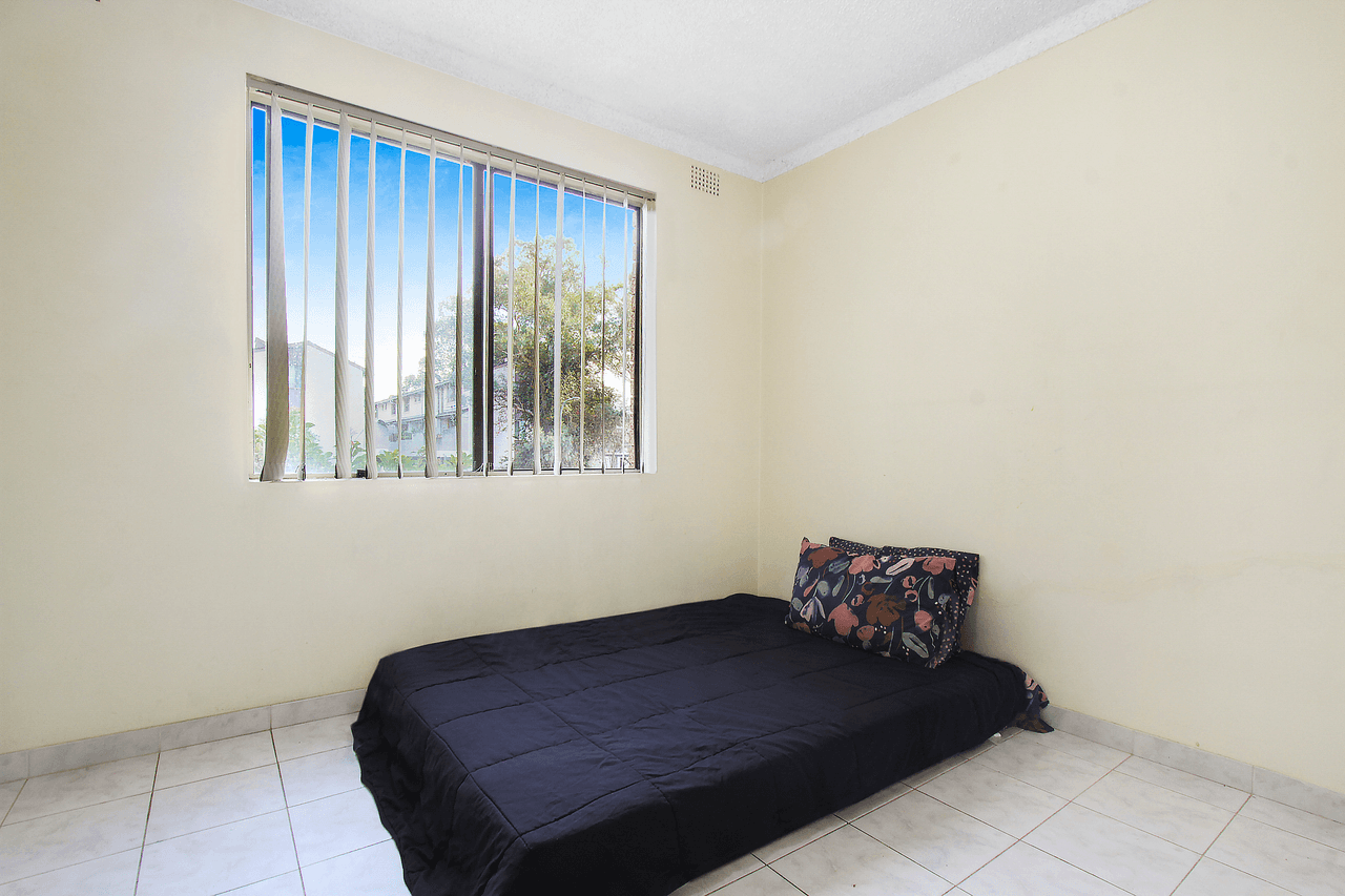 2/25 York Street, FAIRFIELD, NSW 2165