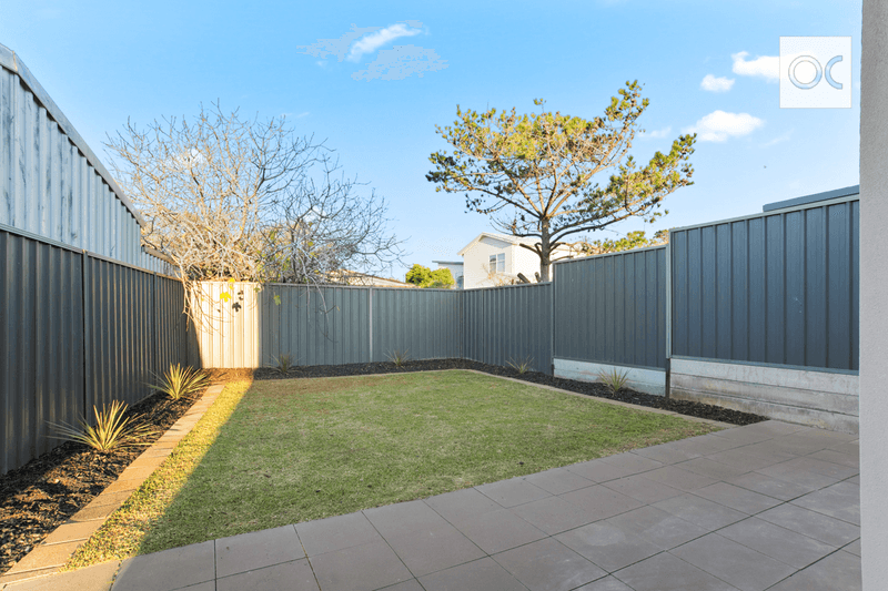 8A Harvey Crescent, Aldinga Beach, SA 5173