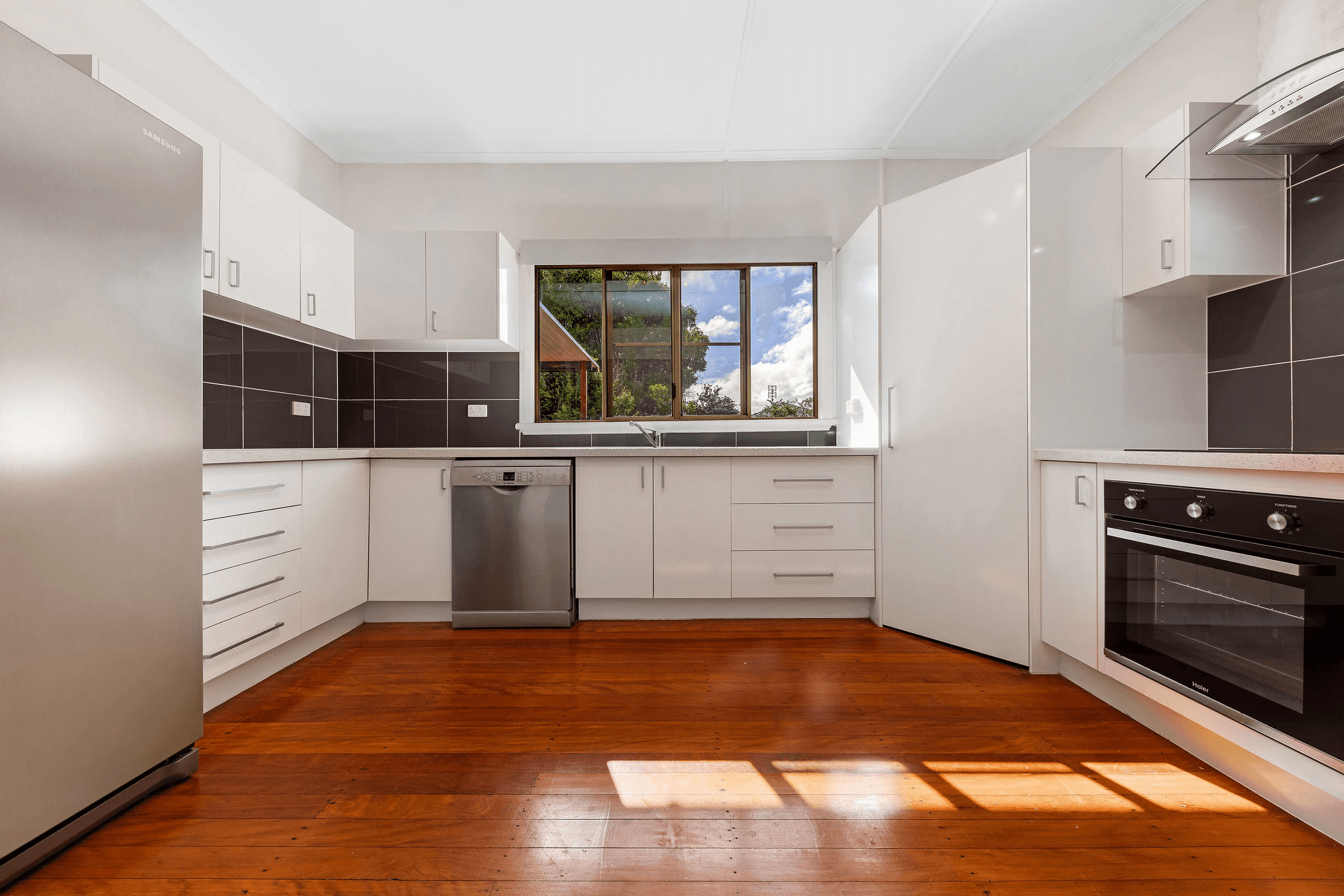 37 Oxleigh Crescent, Nambour, QLD 4560