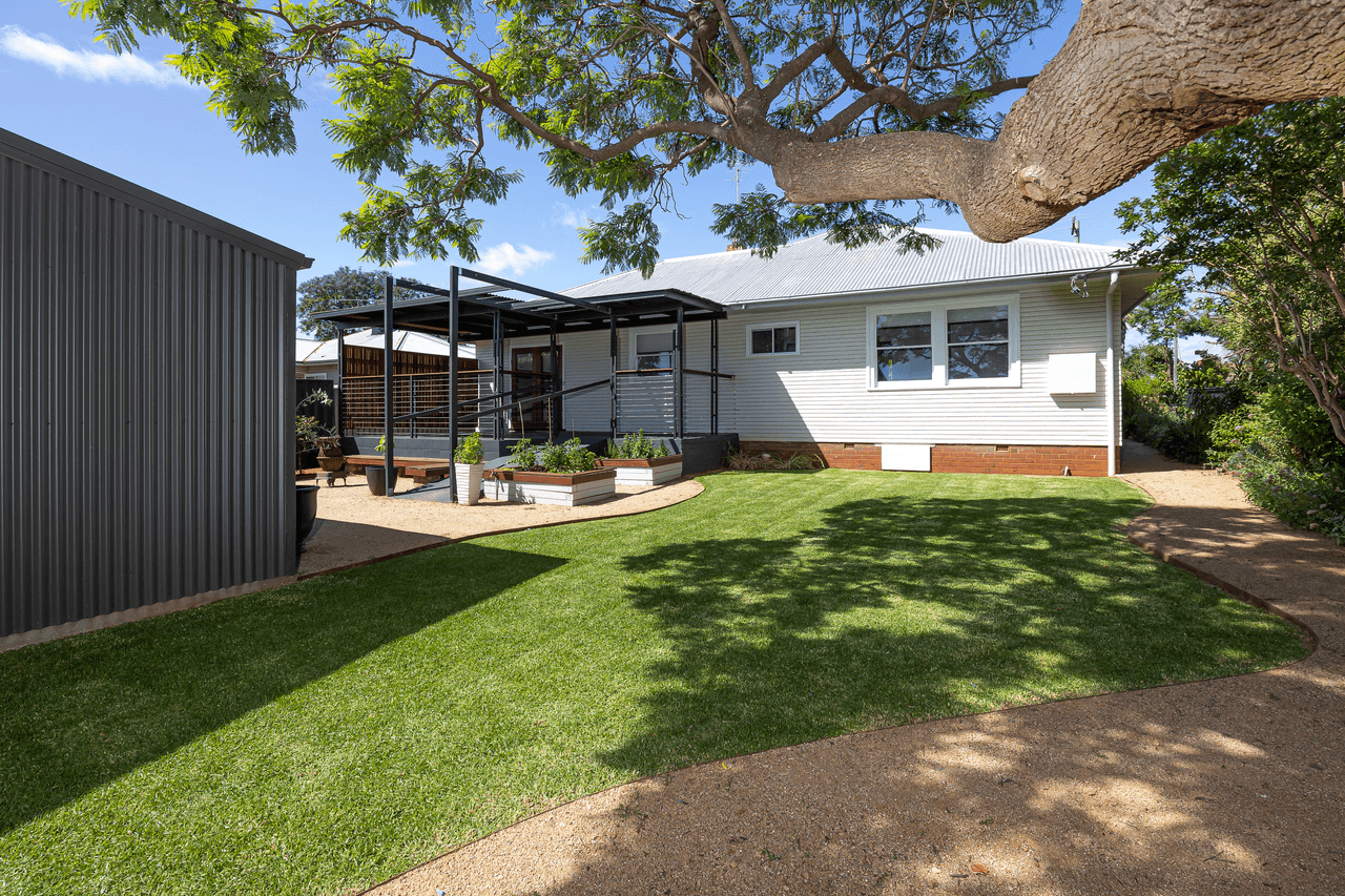 63 Deutcher Street, TEMORA, NSW 2666