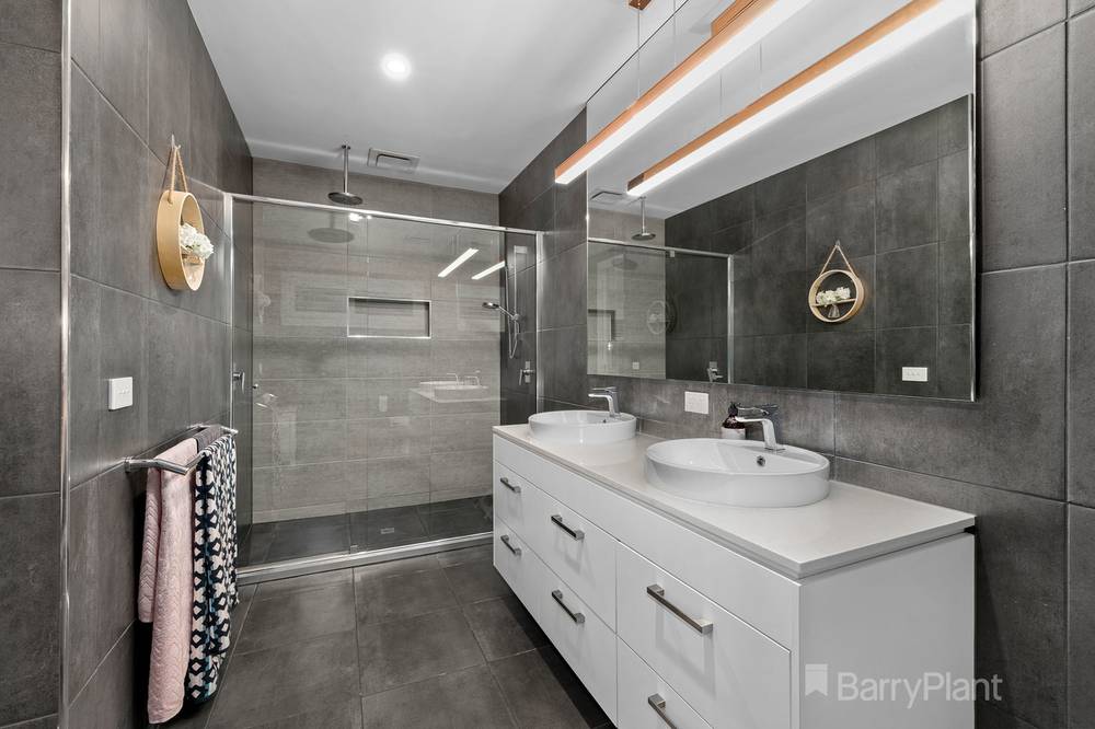 28 Fairwood Rise, Officer, VIC 3809