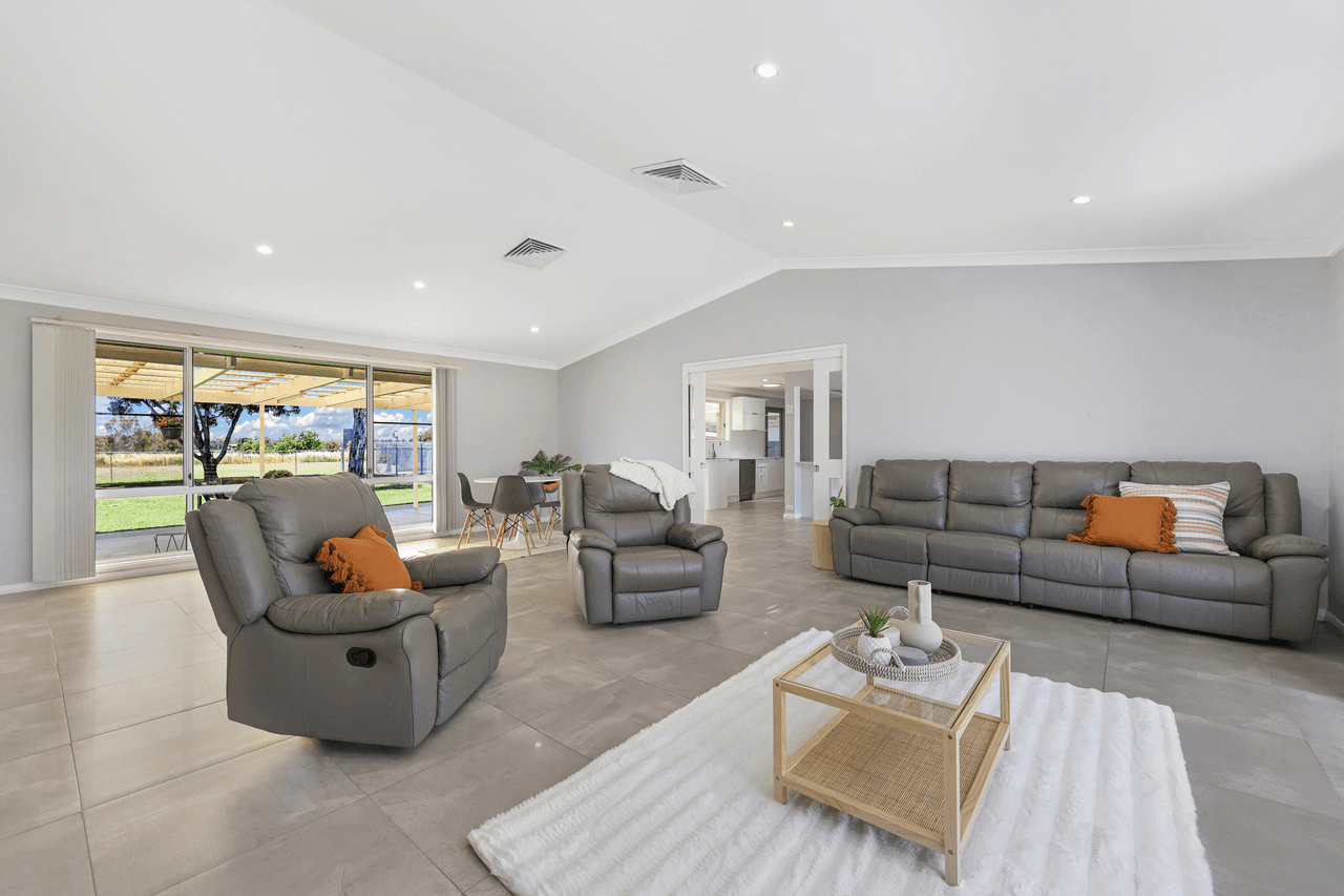 123 Warrah Road, TAMWORTH, NSW 2340