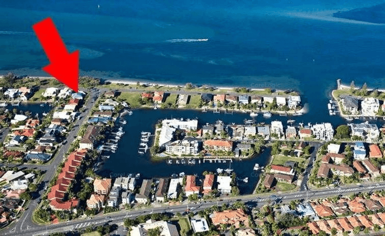 1 Jennifer Avenue, RUNAWAY BAY, QLD 4216