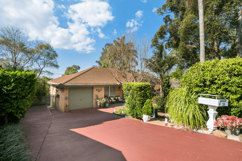 25 Hillside Drive, BERKELEY VALE, NSW 2261