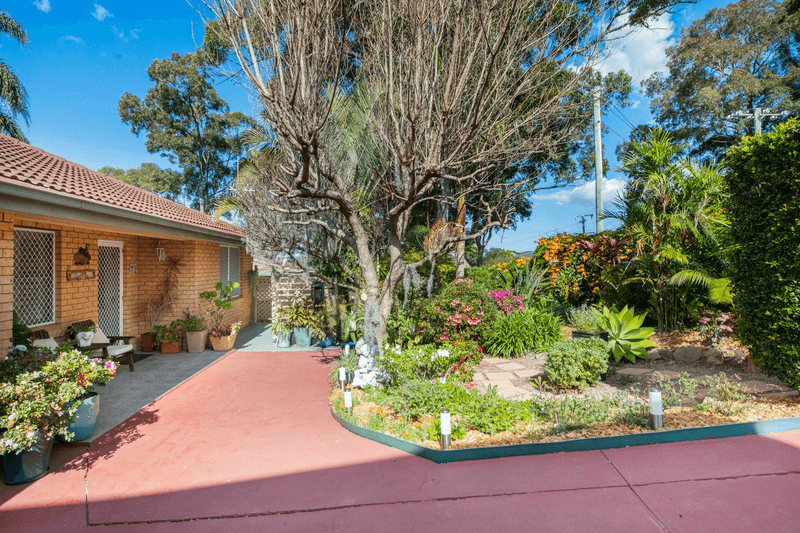 25 Hillside Drive, BERKELEY VALE, NSW 2261