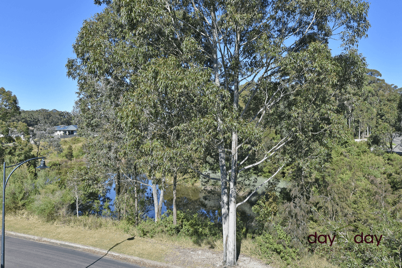2 County Drive, Fletcher, NSW 2287