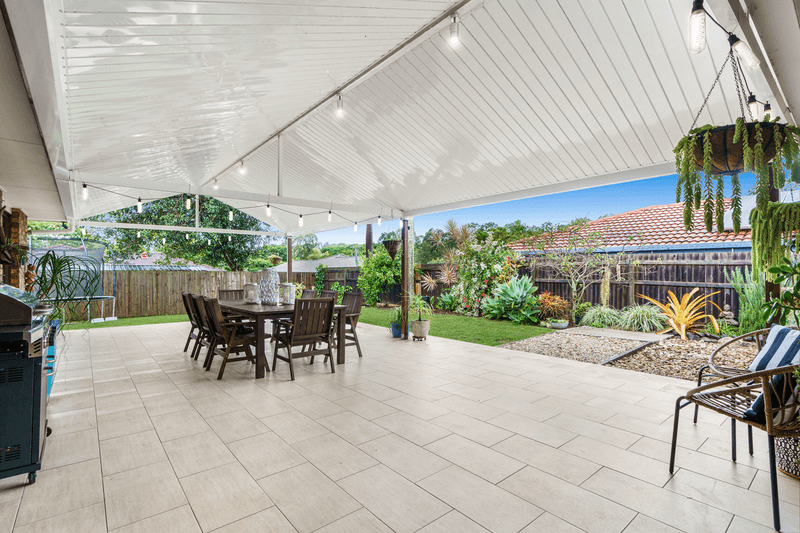 11 Dalrello Drive, Wellington Point, QLD 4160