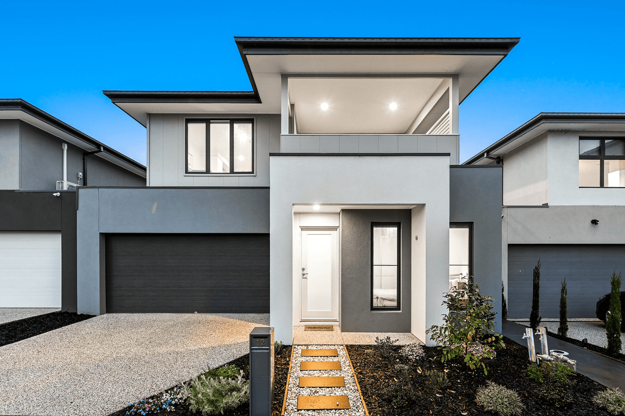 12 Fellowship Street, Clyde North, VIC 3978