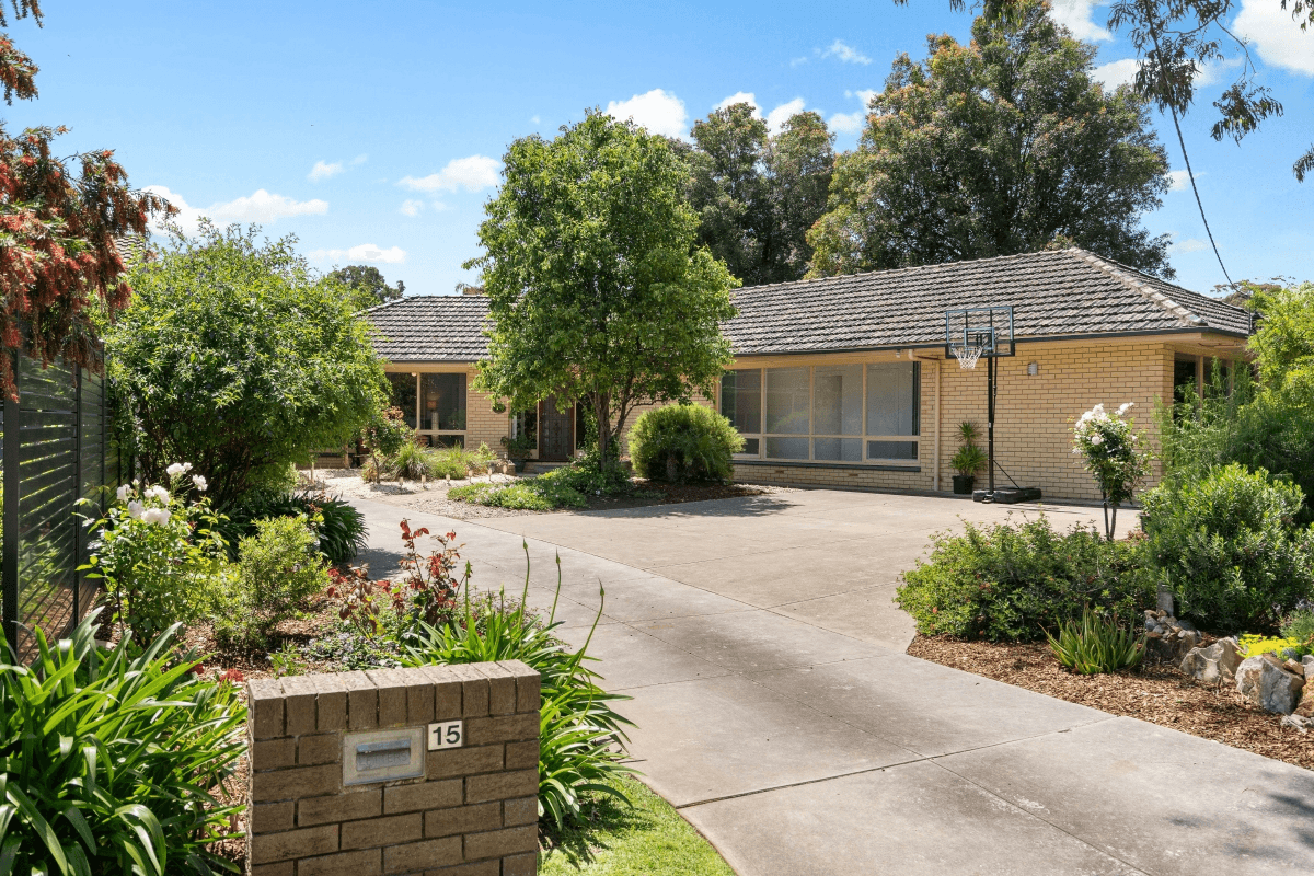 15 Serpentine Road, O'HALLORAN HILL, SA 5158