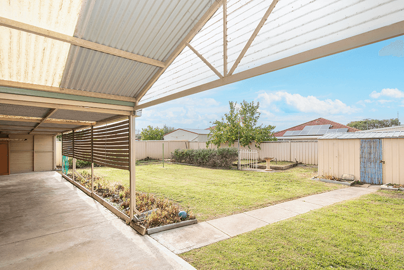 12 Black Swan Drive, West Busselton, WA 6280