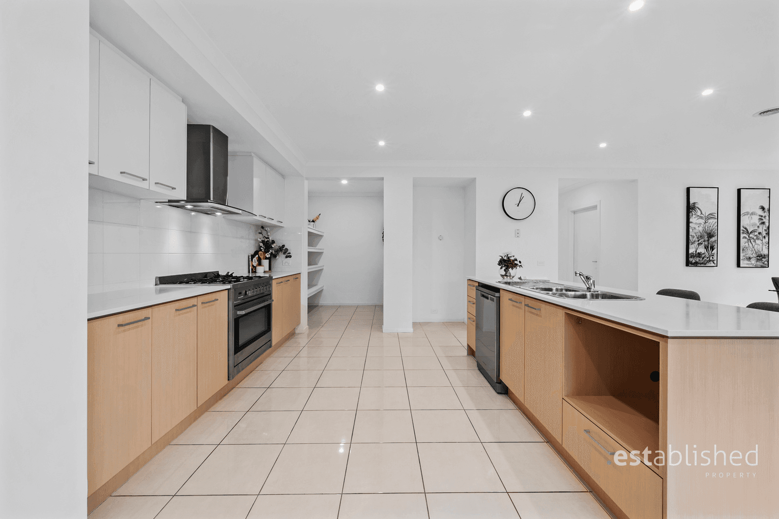 11 Suttie Street, POINT COOK, VIC 3030