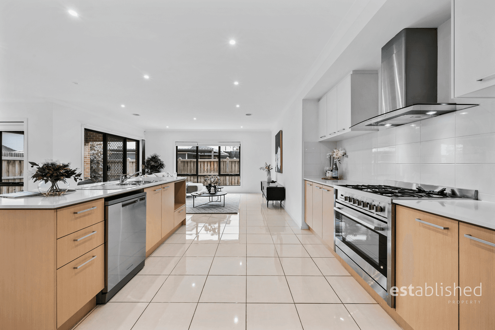 11 Suttie Street, POINT COOK, VIC 3030