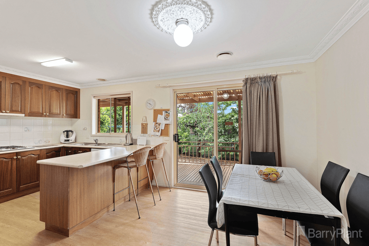 2/6 Davey Close, Flora Hill, VIC 3550