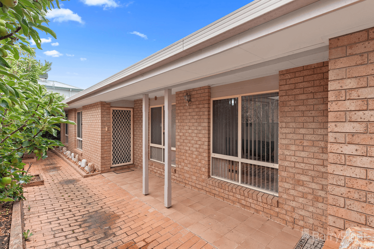 2/6 Davey Close, Flora Hill, VIC 3550