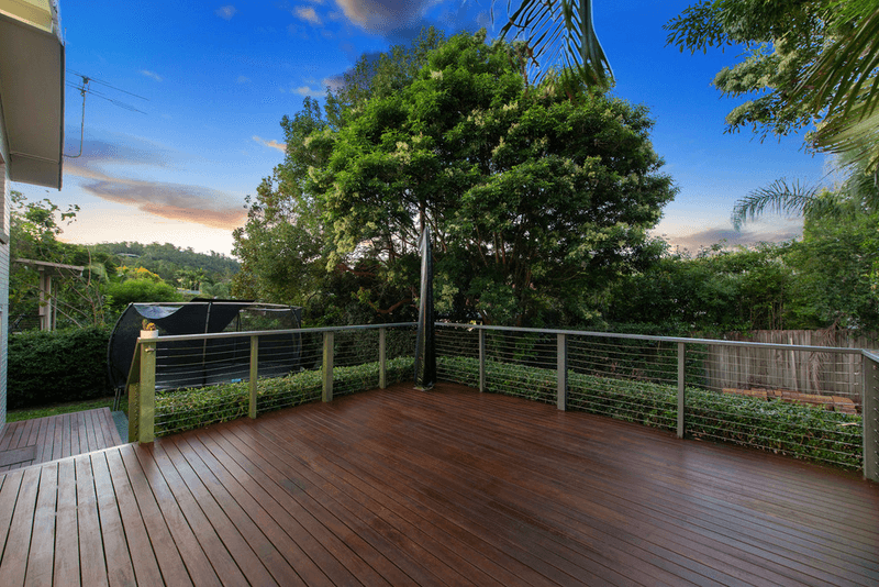 7 Warruga Street, THE GAP, QLD 4061