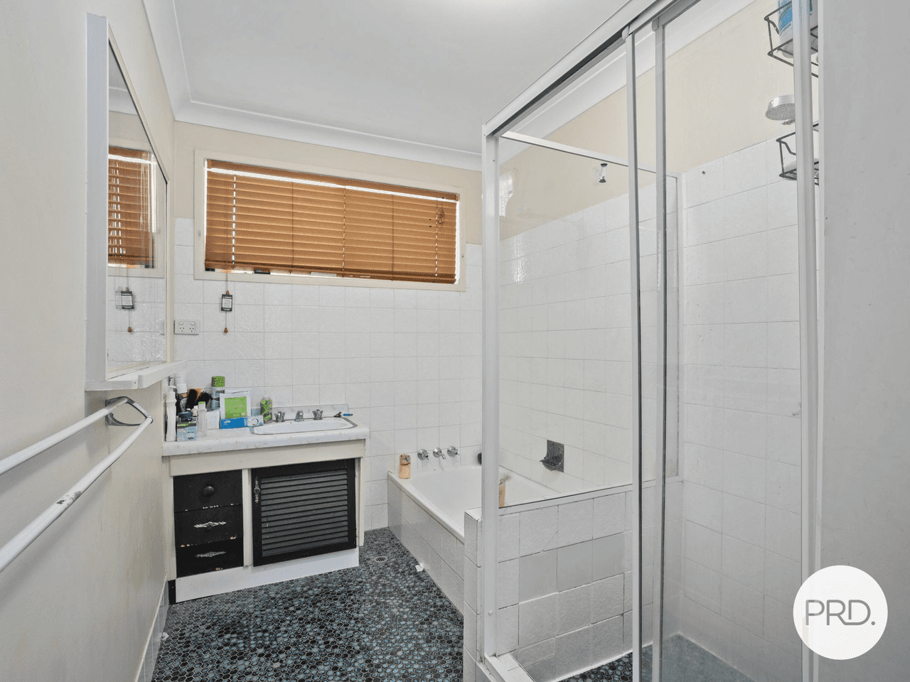 6 Moonah Ave, SOUTHPORT, QLD 4215