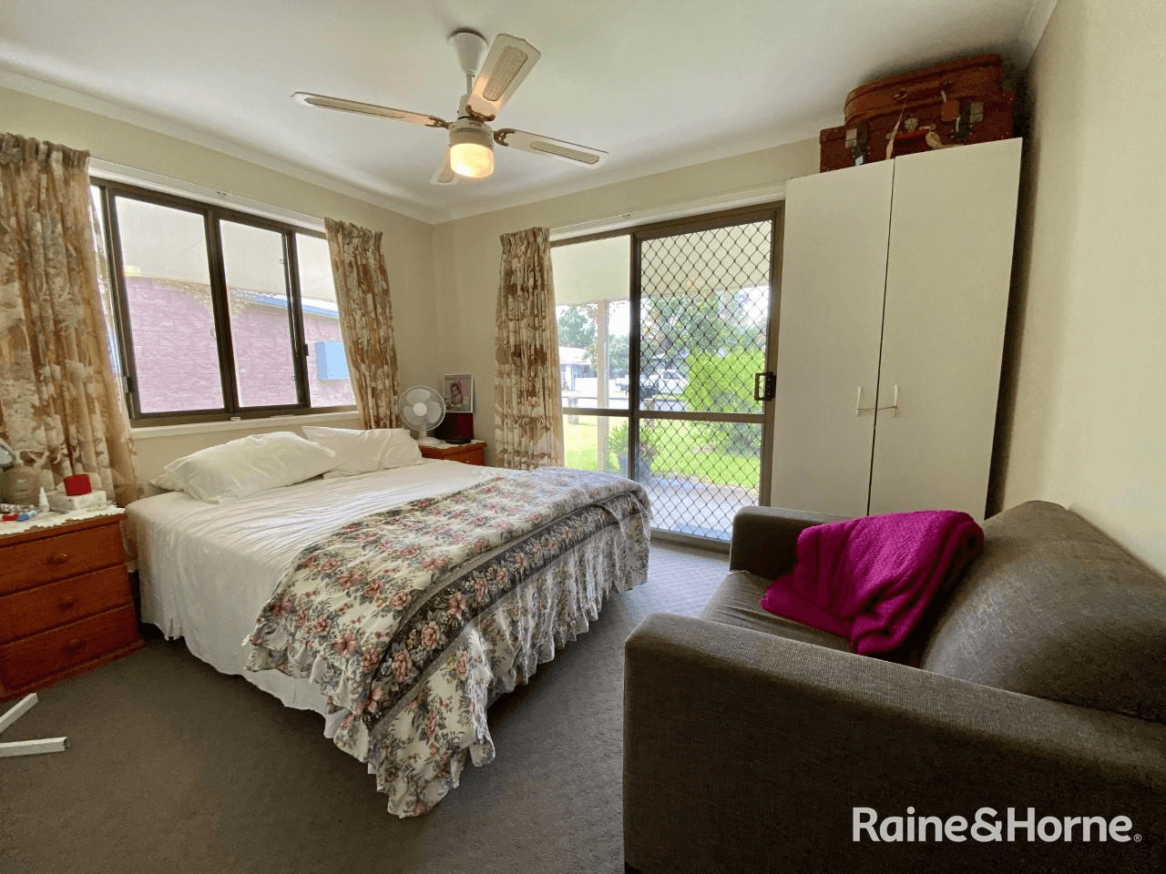24 Mallet Street, TIN CAN BAY, QLD 4580