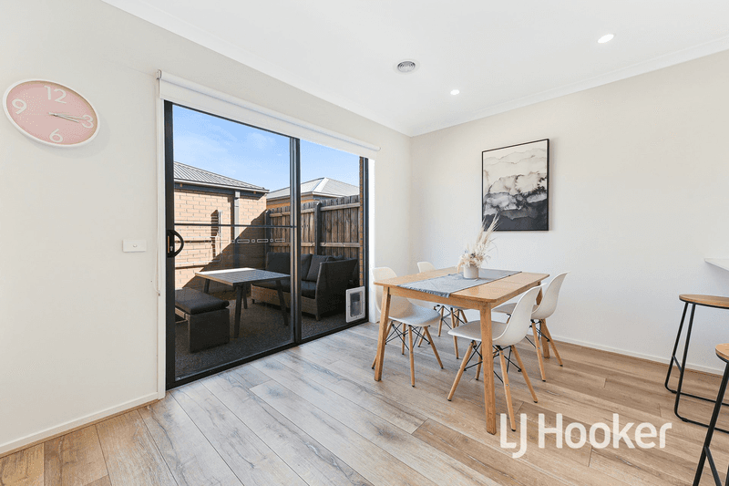 11 Supplejack Walk, CRANBOURNE NORTH, VIC 3977