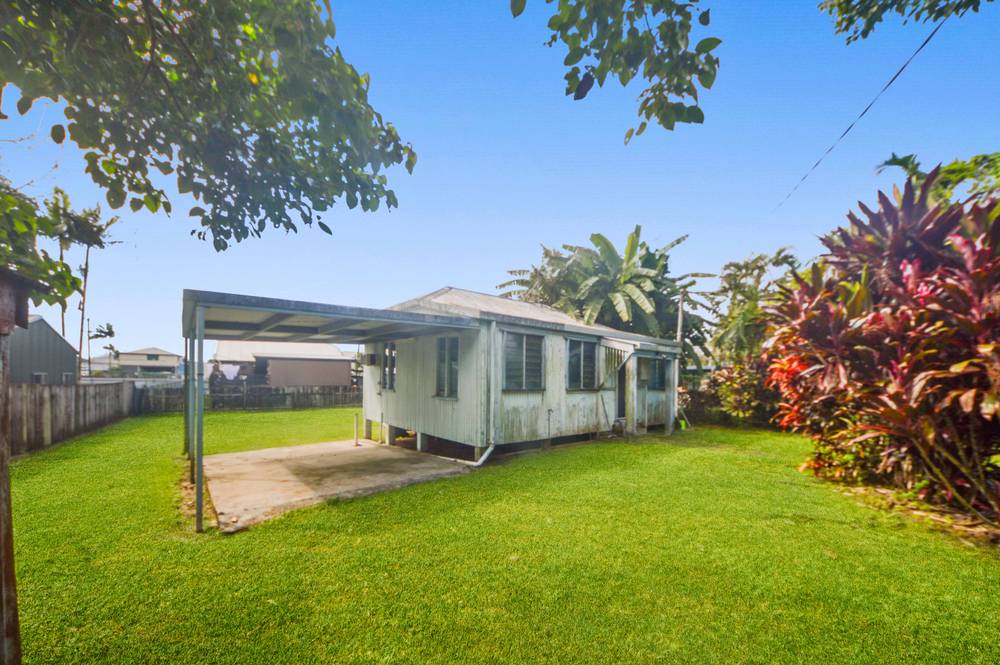 1 Charles Street, INNISFAIL, QLD 4860