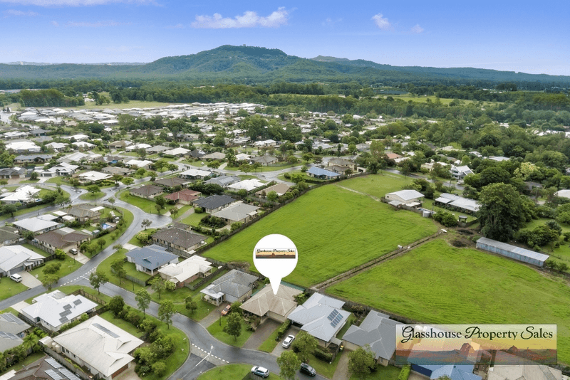 9  Greenview Avenue, Beerwah, QLD 4519