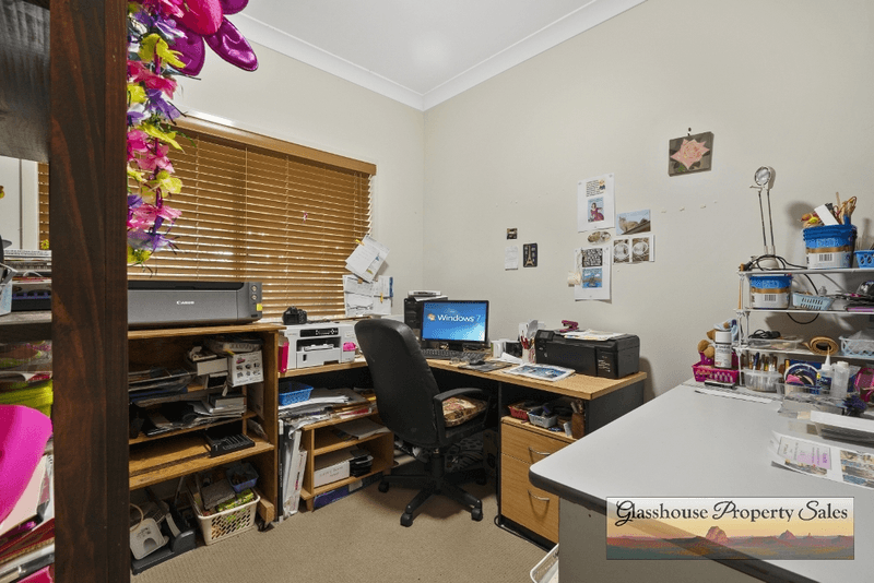 9  Greenview Avenue, Beerwah, QLD 4519