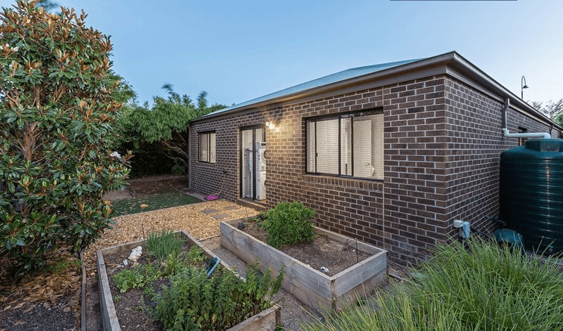 192 Dunnings Road, POINT COOK, VIC 3030