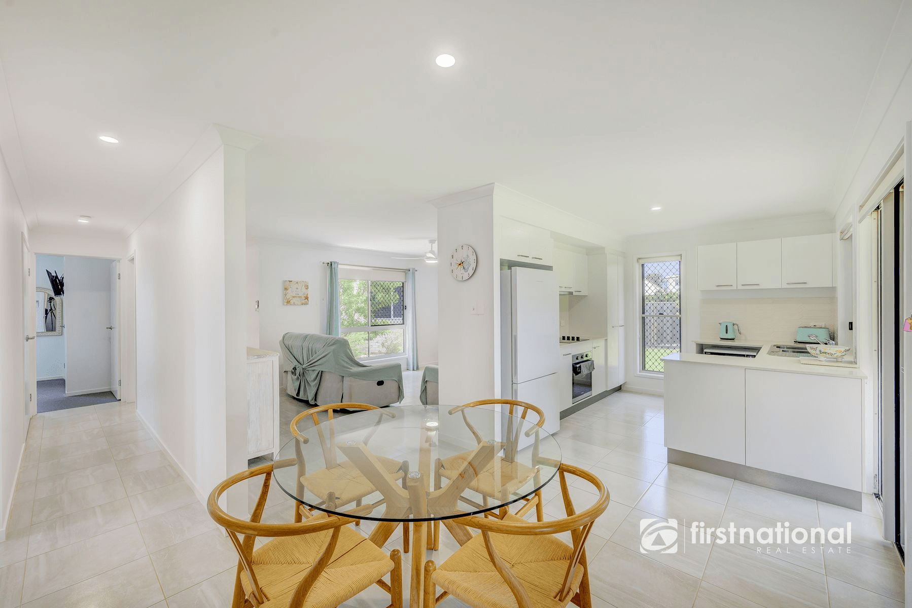 11 Emperor Drive, Elliott Heads, QLD 4670